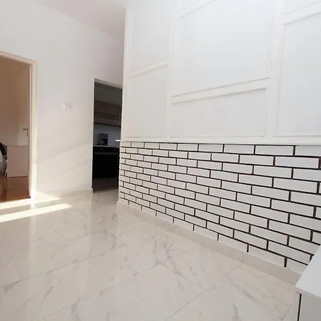 Appartement Deni *