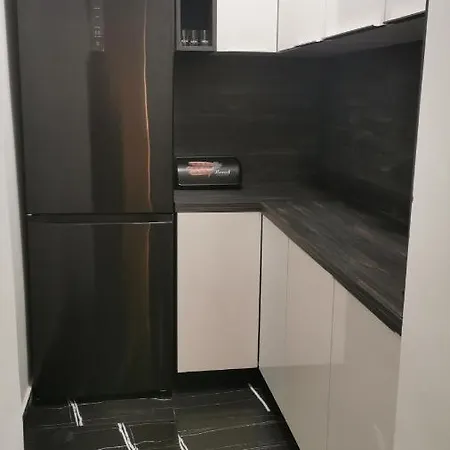 Deni Apartment