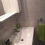 아파트 Deni