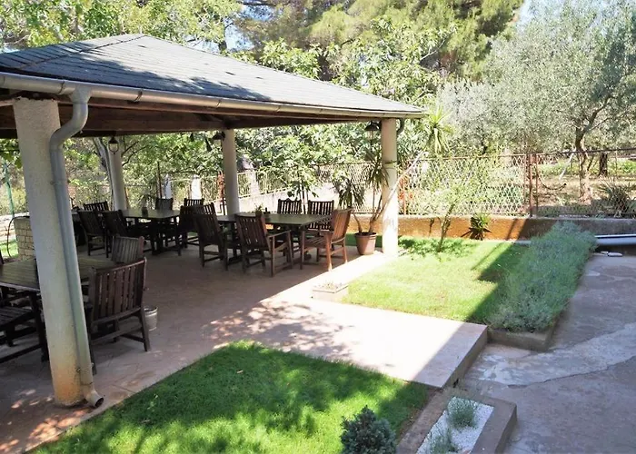 דירה Deni פולה